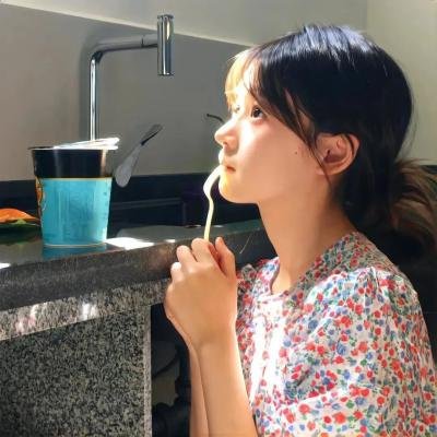 生活是条静静的河流